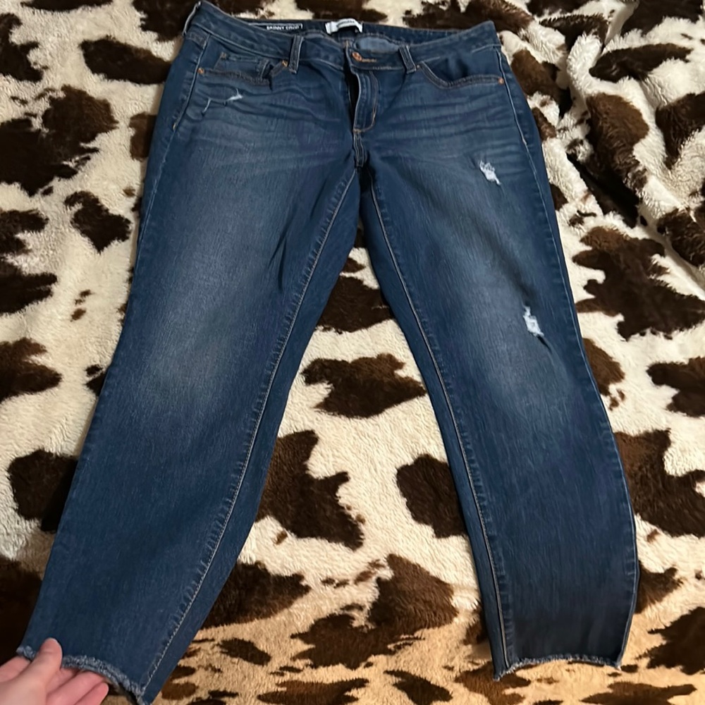 Sonoma distressed skinny crop size 12